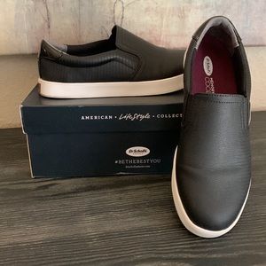 Dr Scholl’s Madison, Black Slide On Sneakers IN LIKE NEW CONDITION😊